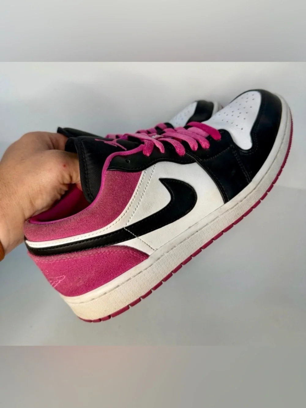 Nike Air Jordan 1 Low SE Fuchsia Men’s Size 9 US CK3022-005 Pink Black White - Picture 7 of 11